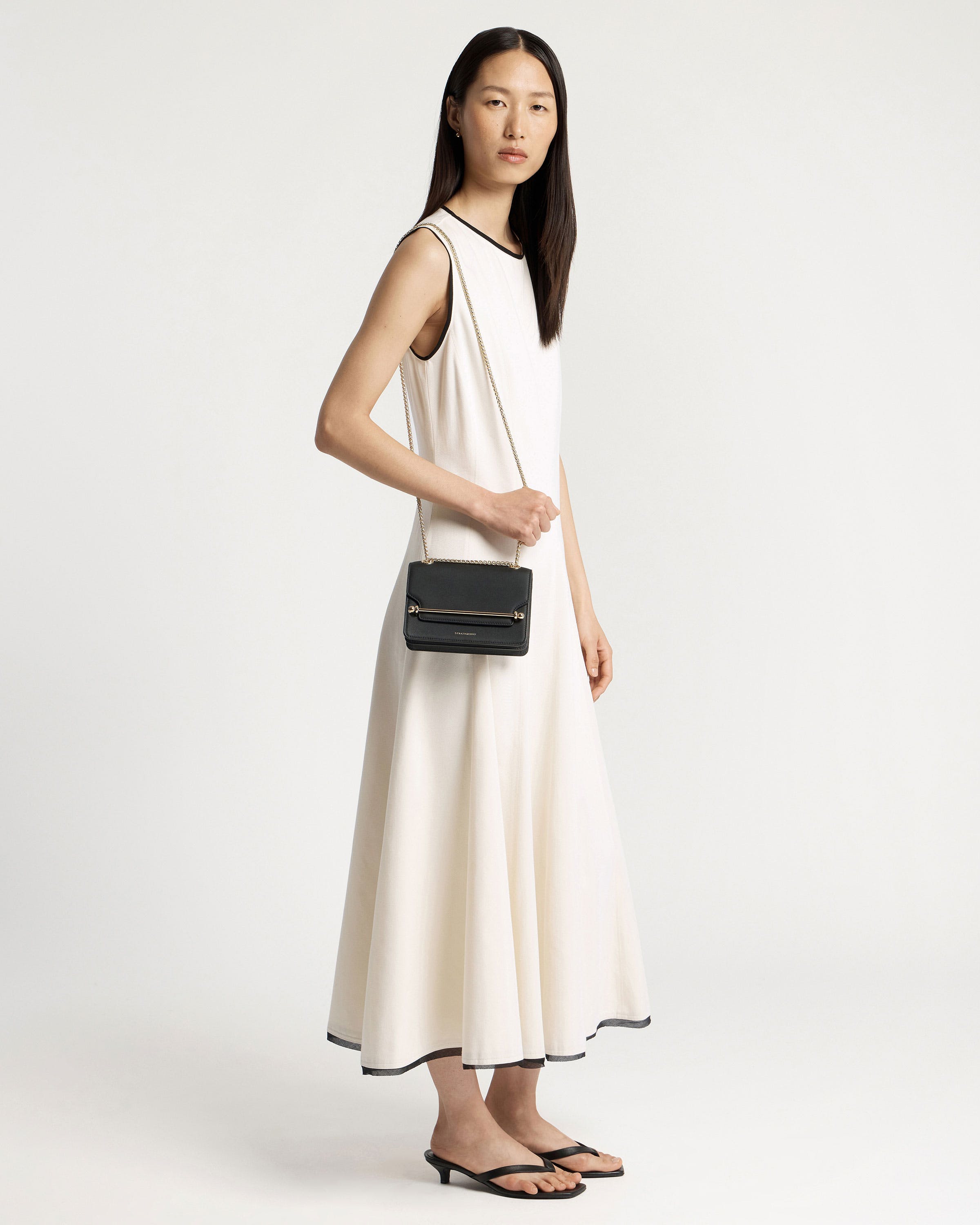 値下げSTRATHBERRY EAST/WEST MINI 青×赤×白 Strathberry | East/West Mini Bags | Luxury Designer Handbags