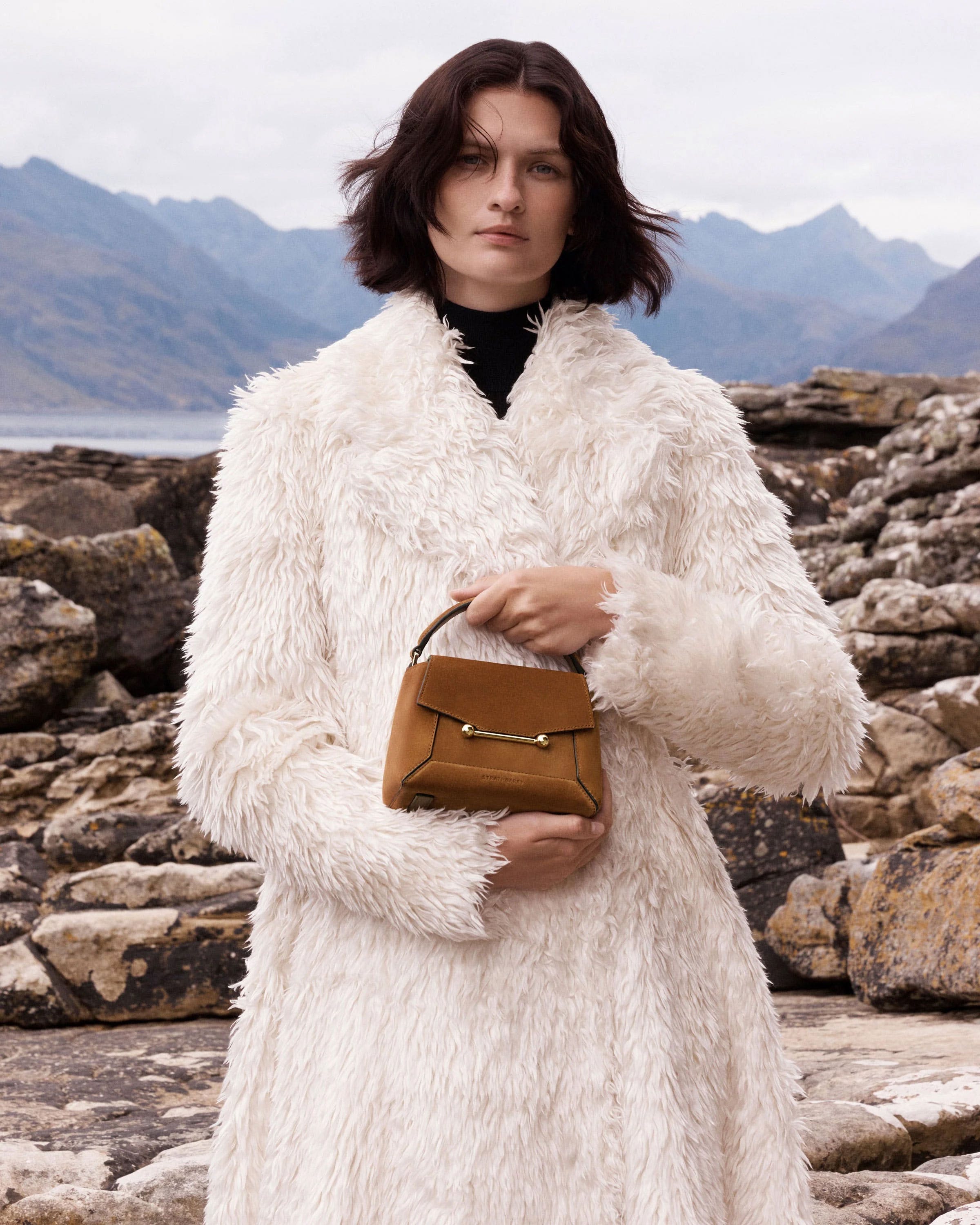 ストラスベリー - Mosaic Nano - タン / Brown | Strathberry 日本 / Japan