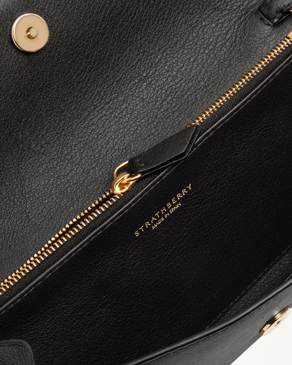 Multrees Chain Wallet - Black | Strathberry
