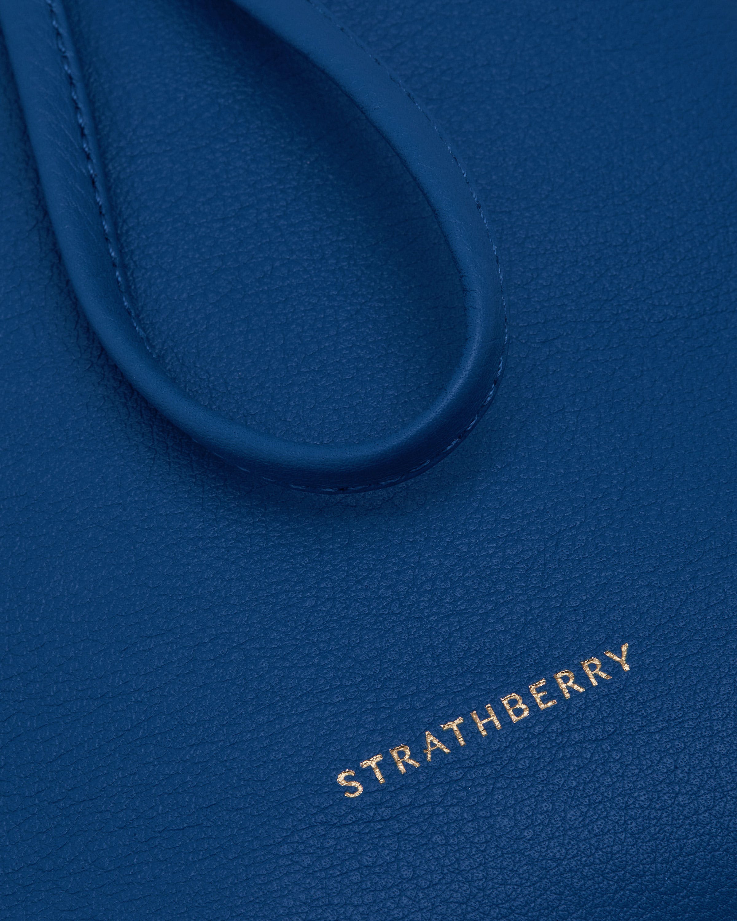 Strathberry - Osette Midi Pouch - Blue / Navy
